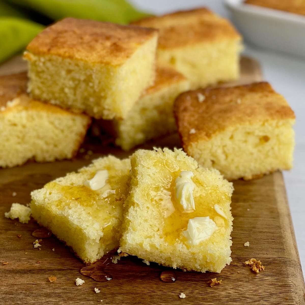  A hearty and wholesome indulgence: Dig into a warm and crumbly piece of gluten-free southern cornbread