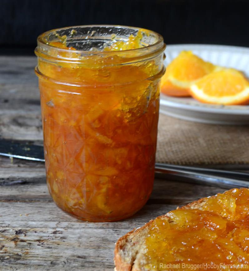  Add some southern charm to your dishes with these gorgeous preserved oranges.