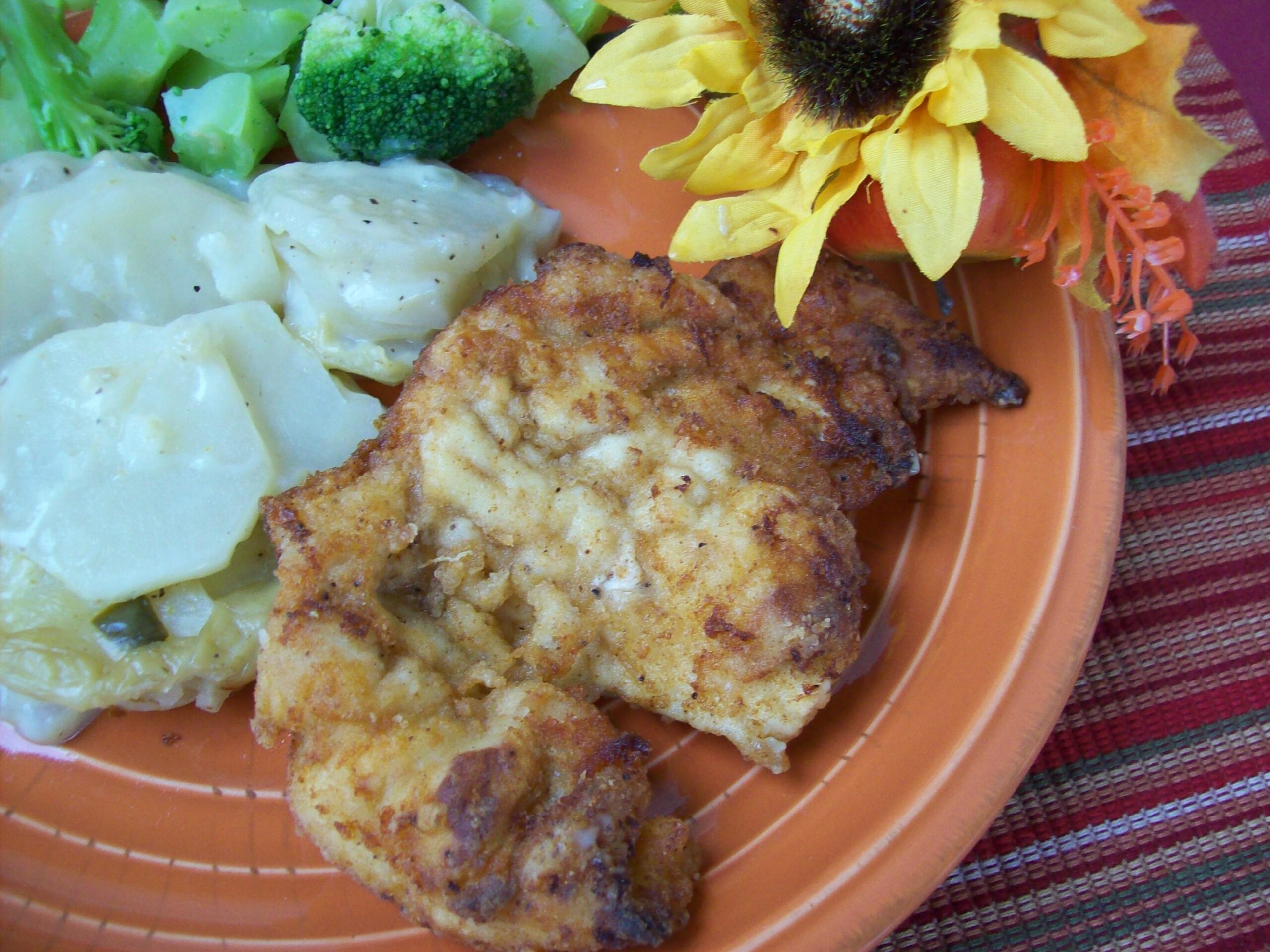 Crispy and Juicy Southern Fried Chicken Recipe
