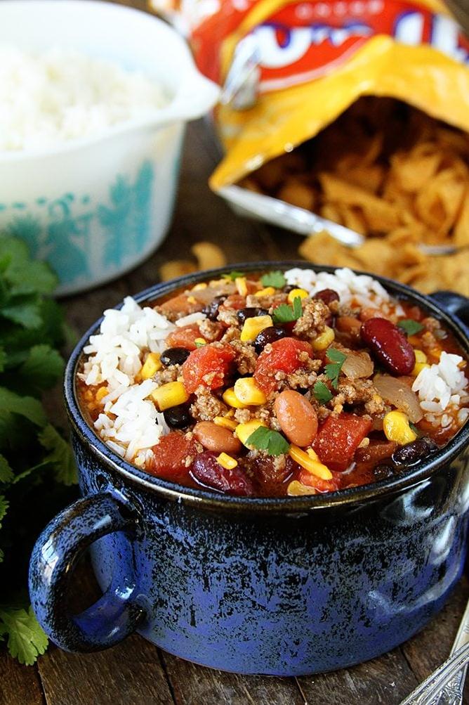  Get ready to spice up your mealtime with Southern Taco Soup!