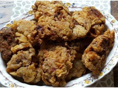  Is there anything more comforting than a plate of crispy fried chicken livers?