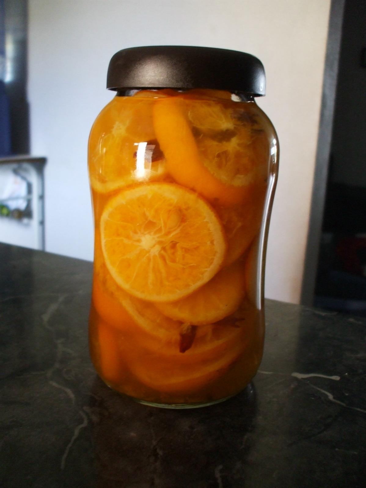  Mouth-watering preserved oranges straight from the sunny south!