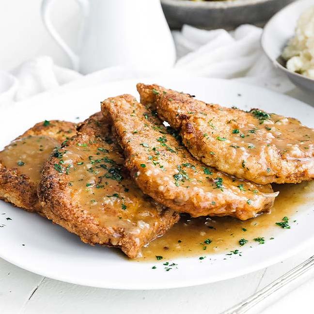  Perfectly browned edges on these mouth-watering pork chops