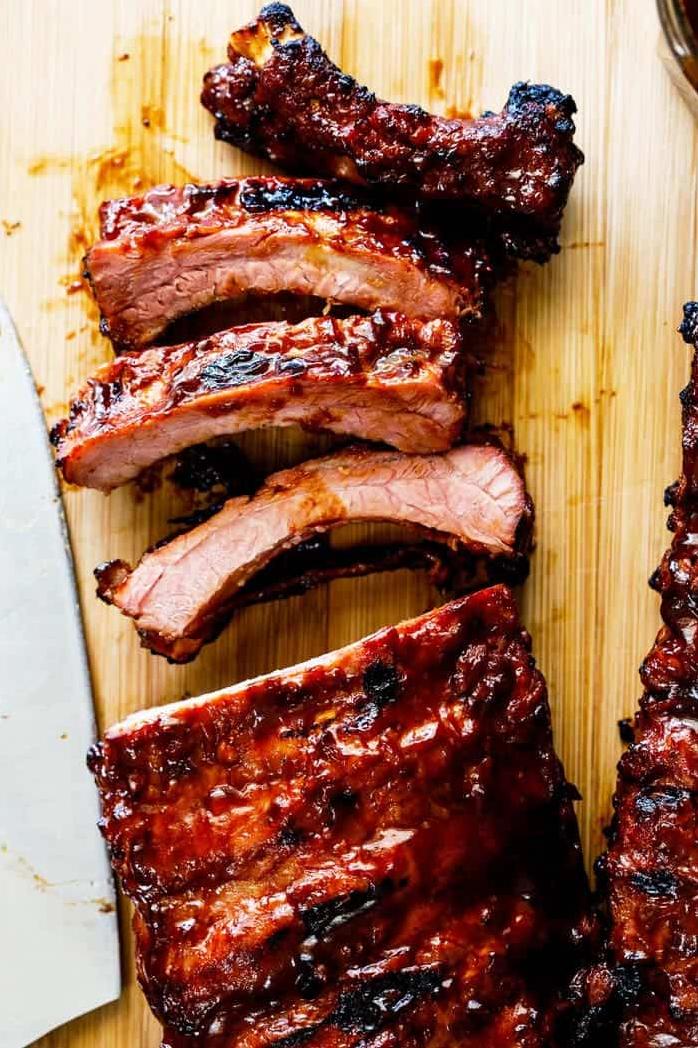  Savor the juicy and meaty ribs with a delicious barbecue sauce that perfectly complements their flavor.