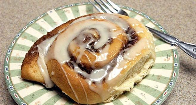  Sink your teeth into these Southern-style cinnamon rolls!