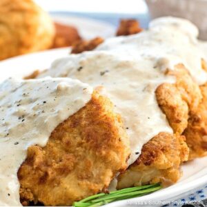 Southern Fried Chicken With Peppered Pan Gravy
