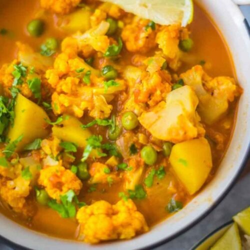 Southern Indian Style Cauliflower and Potato Curry