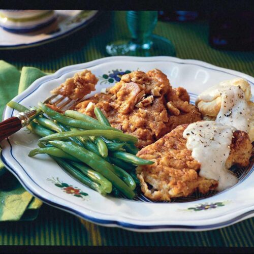 Southern Living's Pork Chops With Cream Gravy