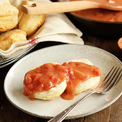 Southern Style Tomato Gravy With Biscuits