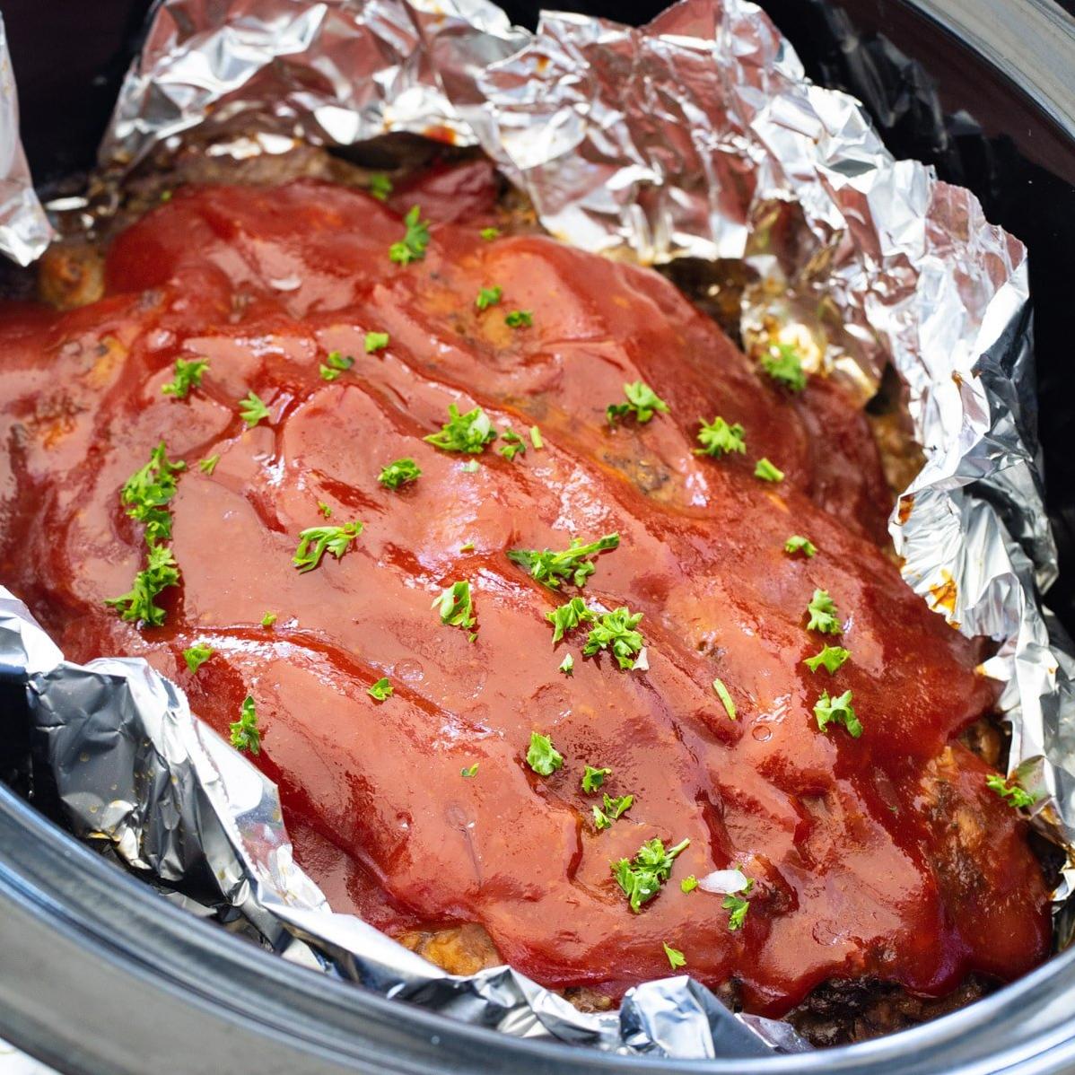 Sure! Here are some photo caption ideas for your Southern Crock Pot Meatloaf recipe:
