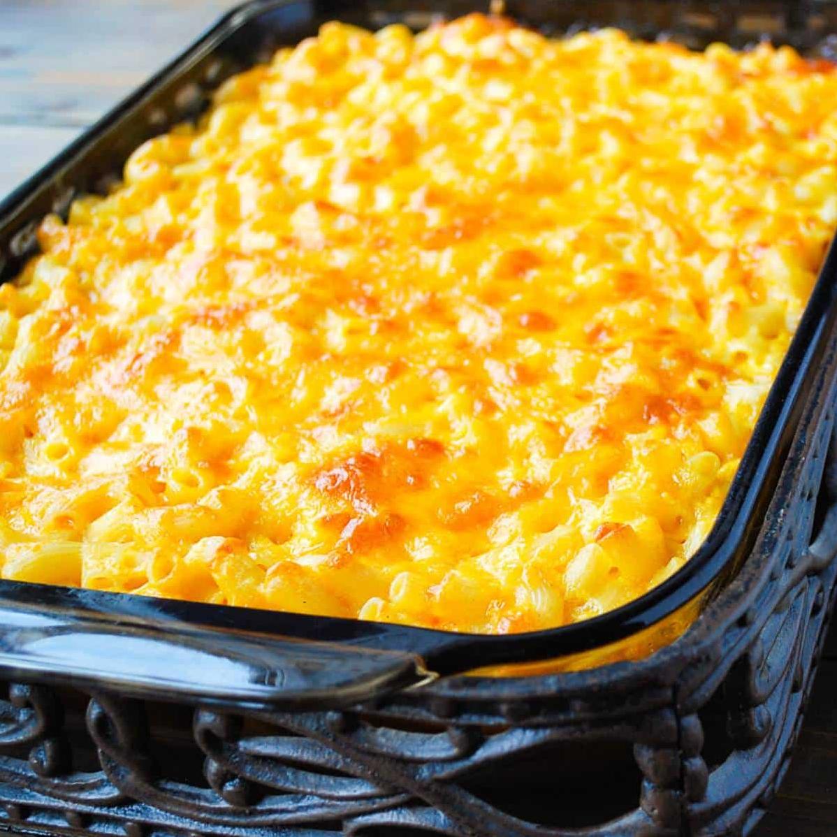  The perfect combination of gooey, melted cheese and al dente macaroni will make your taste buds dance.