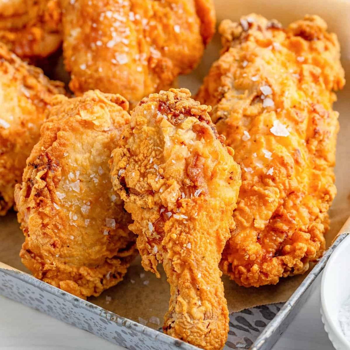 – Crispy Southern Fried Chicken: A Classic Recipe