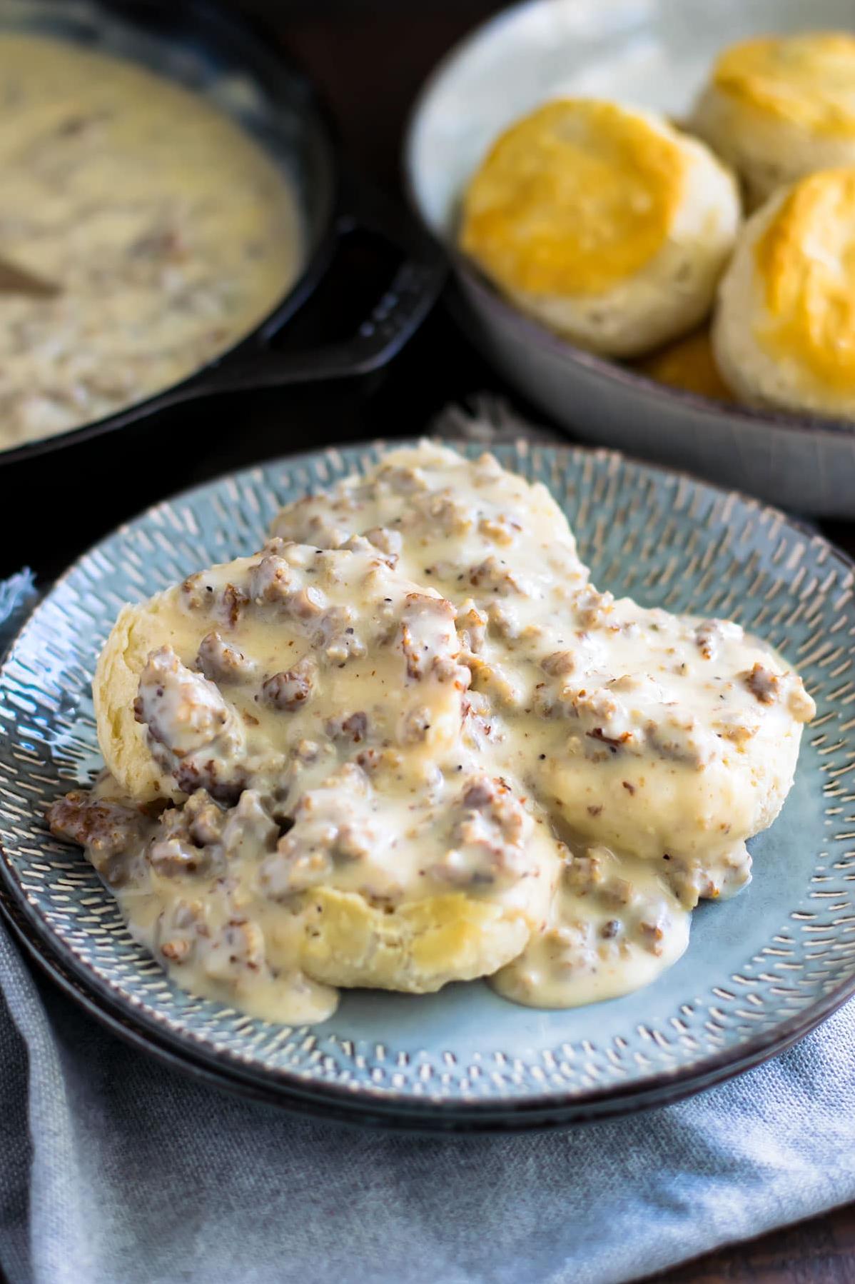  Thick, creamy, and flavorful - this gravy is worth waking up early for!