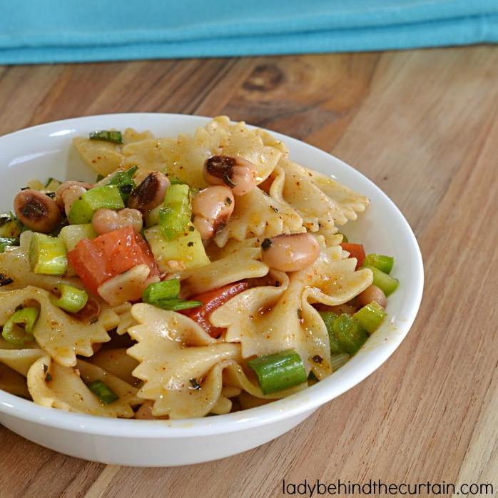 This pasta salad is the ultimate comfort food for any southern cuisine lover.