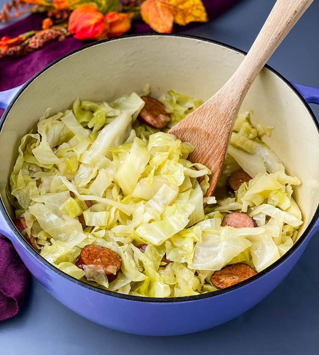  Witness the transformation from boring boiled cabbage to a crispy, delicious delicacy.