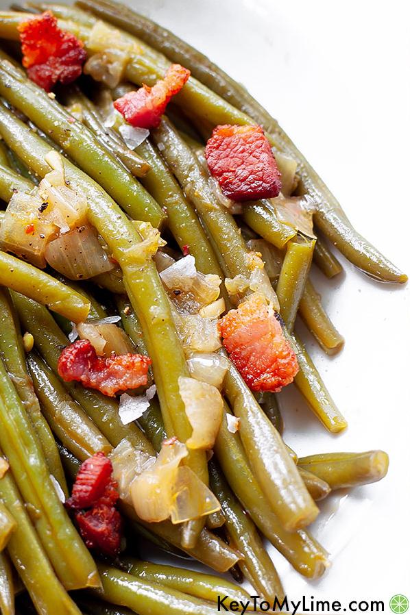  Your taste buds won't be able to resist the delicious aroma of these southern green beans.